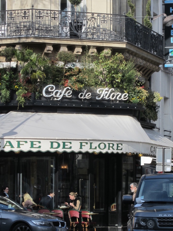 Café de Flore, another St.Germain café where the Fitzgeralds hung out with the rest of the Lost Generation.