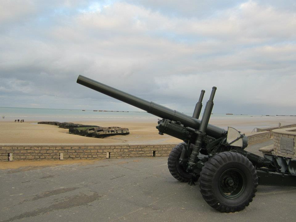 393993_104421673013114_1118279142_n