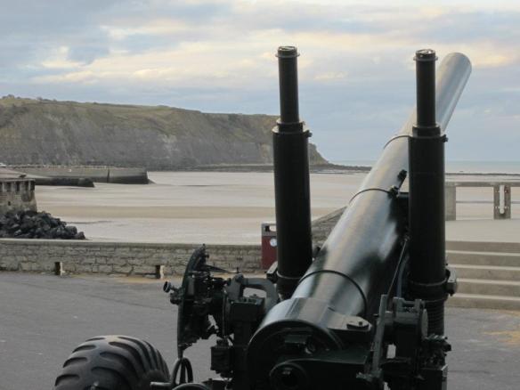 395597_104421869679761_918186578_n