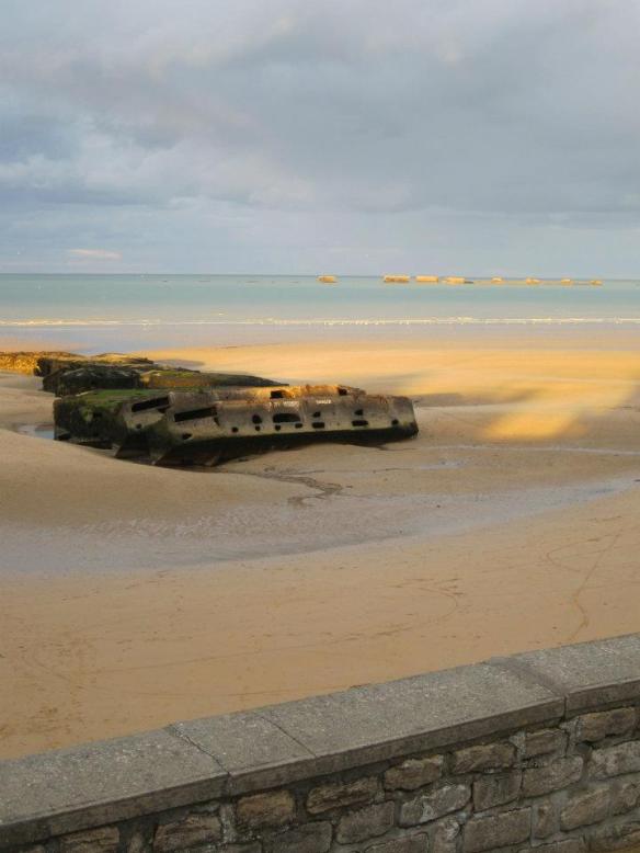 397087_104421749679773_1375541137_n