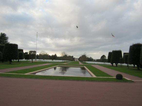 409315_104421509679797_271802991_n