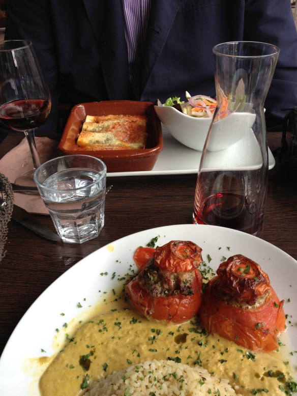 Delicious provençal dish for lunch in St-Rémy - Provençal Tomatoes