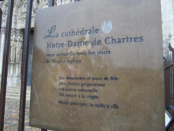 44258_247772082011405_1298901168_n