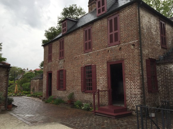 One of the out buildings at the Hayward-Washington House. The downstairs included the kitchen and laundry room and the upstairs was slave quarters. This helped me picture what the backyard was like for Hettie and her mother.